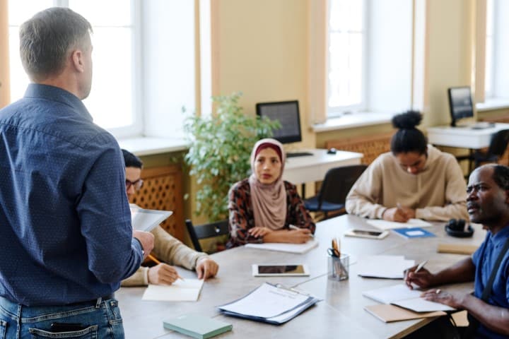 Canada welcomes historic number of newcomers in 2022