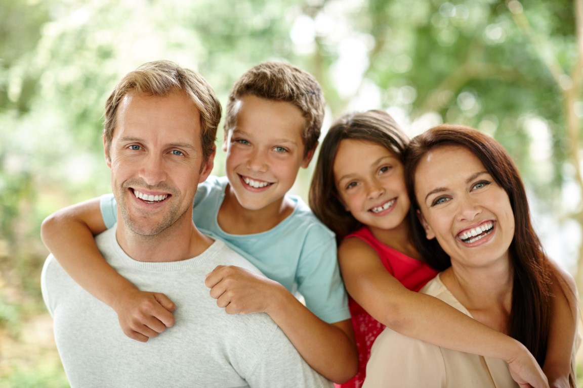 They're a close-knit family <br />
Immigration will raise Canada's population by 21 million.
